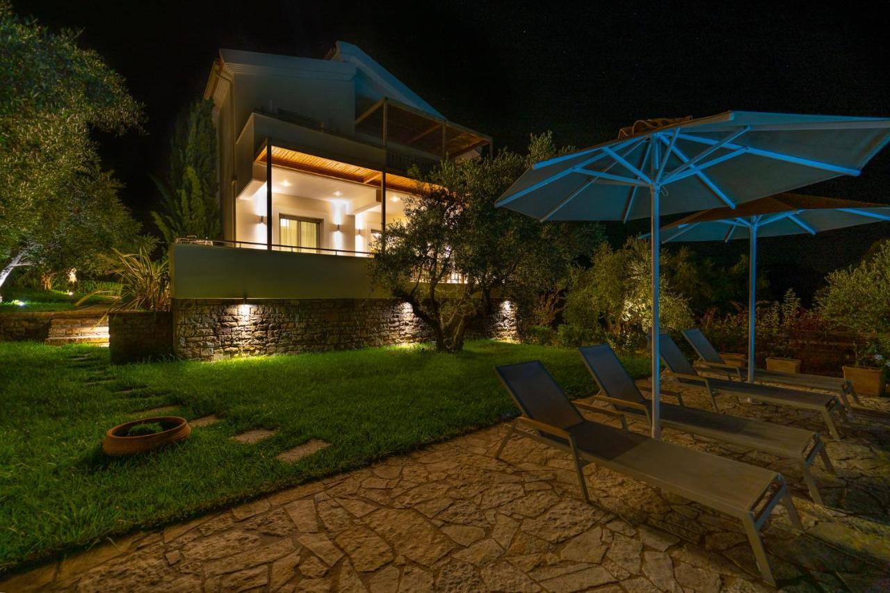 Abelia Luxurious Villas Finikounta Exterior photo